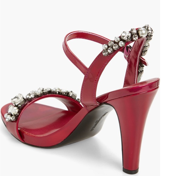 Karl lagerfeld Claude Embellished
Sandal NWT - Picture 4 of 15